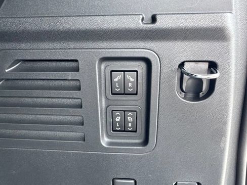 New 2026 Buick Enclave Preferred w/ Power Package FWD image 6