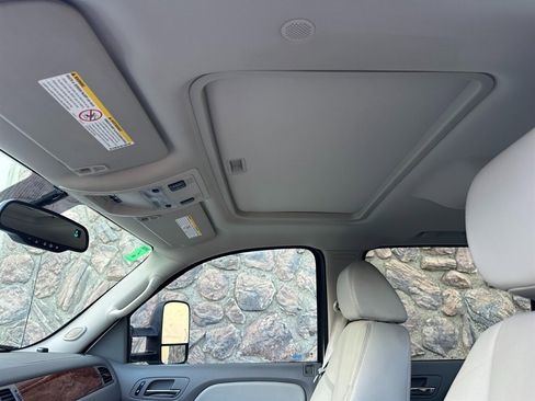 Used 2008 Chevrolet Silverado 2500 LTZ w/ Safety Package image 19