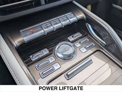 New 2026 Lincoln Nautilus Black Label w/ Jet Appearance Package image 10