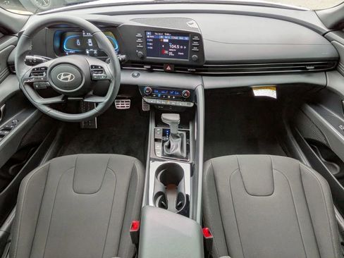 Used 2026 Hyundai Elantra Sport FWD image 11