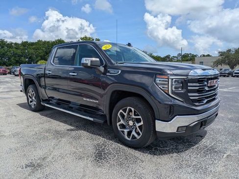 Used 2024 GMC Sierra 1500 SLT w/ SLT Premium Package RWD image 2