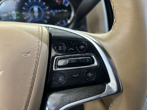 Used 2018 Cadillac Escalade Platinum AWD/4WD image 19