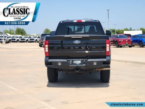 Used 2022 Ford F250 Lariat w/ Tremor Off-Road Package AWD/4WD image 9