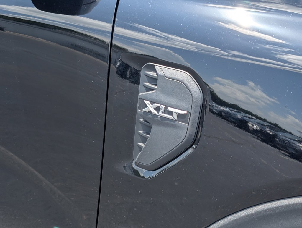 New 2026 Ford Ranger XLT w/ Equipment Group 301A High AWD/4WD image 16