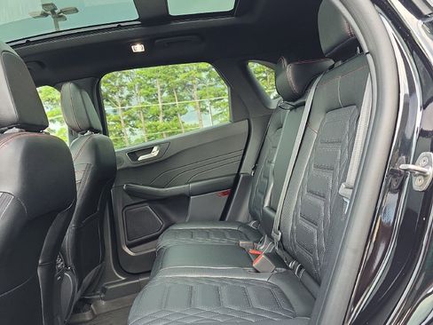 Used 2024 Ford Escape ST-Line Elite w/ Premium Technology Package image 15