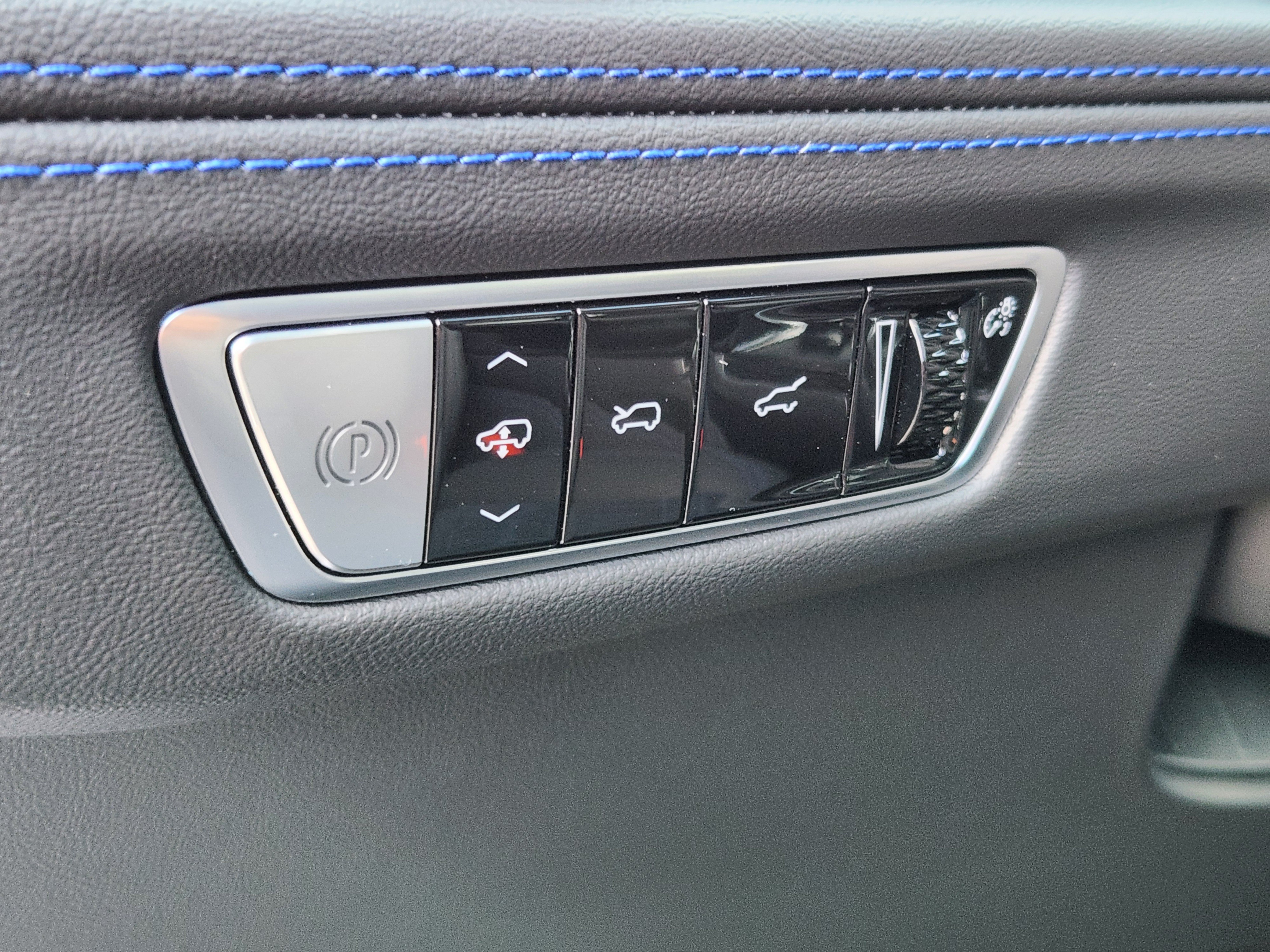 New 2025 Cadillac Escalade IQ Luxury 1 AWD/4WD image 25