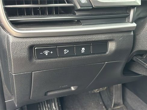 Used 2024 Kia Telluride S w/ S Sunroof Package image 16