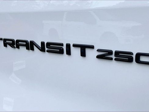 New 2026 Ford Transit 250 148 Medium Roof RWD image 25