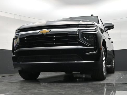 Used 2025 Chevrolet Tahoe LS RWD image 27