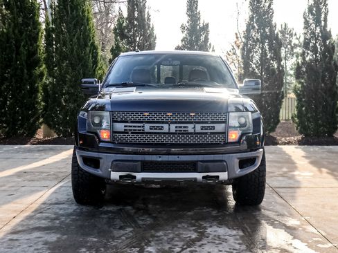 Used 2014 Ford F150 Raptor w/ Equipment Group 801A Luxury image 3