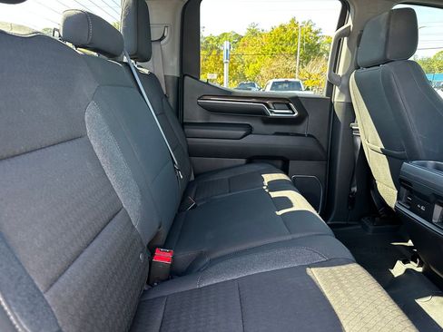 Used 2024 Chevrolet Silverado 1500 LT Trail Boss image 41