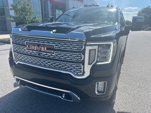 Used 2023 GMC Sierra 2500 Denali w/ Denali Ultimate Package AWD/4WD image 9