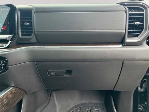 Used 2022 GMC Sierra 1500 Elevation w/ LPO, Elevation Black Package image 29