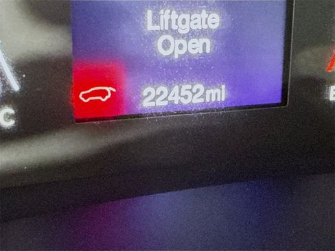 Used 2022 Jeep Compass Latitude image 5