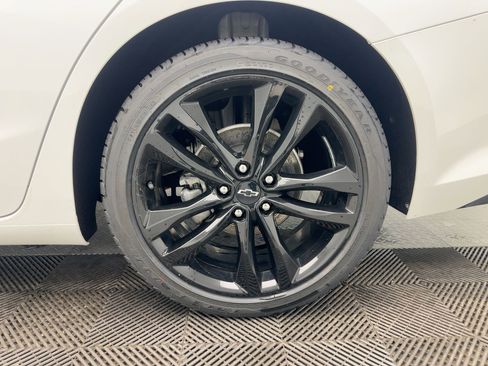 Used 2023 Chevrolet Malibu LT image 12