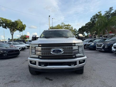 Used 2019 Ford F250 XL w/ Power Equipment Group AWD/4WD image 2