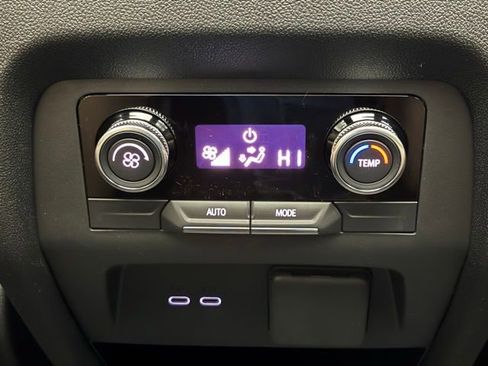 New 2026 Buick Enclave Preferred w/ Power Package AWD/4WD image 8