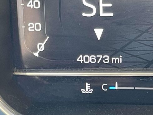 Used 2024 GMC Sierra 2500 AT4 w/ AT4 Premium Plus Package image 27