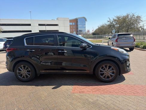Used 2020 Kia Sportage S w/ S Premium Package image 3