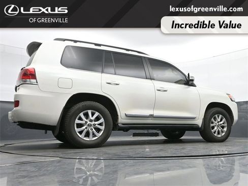 Used 2018 Toyota Land Cruiser w/ Carpet Mat Package image 12