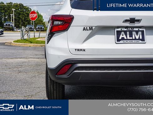 New 2026 Chevrolet Trax LS w/ LS Convenience Package image 15