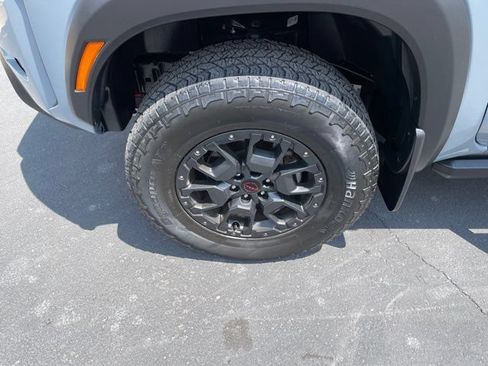 Used 2023 Nissan Frontier PRO-4X w/ Pro-4X Premium Package AWD/4WD image 24