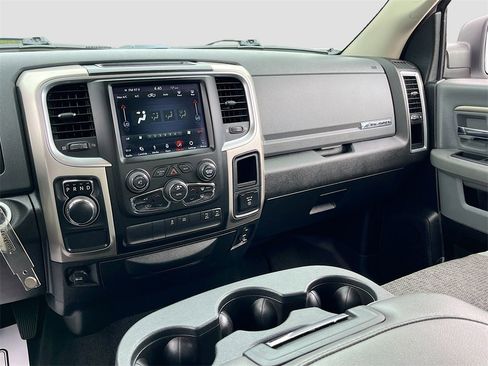 Used 2019 RAM 1500 Big Horn image 21