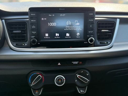 Used 2019 Kia Rio S image 22