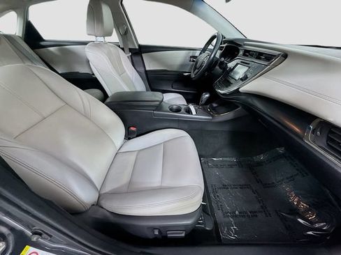 Certified 2016 Toyota Avalon Touring FWD image 29