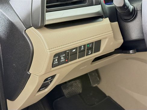 Used 2018 Honda Odyssey EX-L image 7