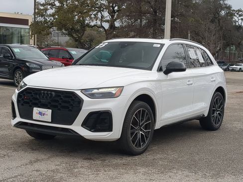 Used 2023 Audi SQ5 Premium Plus w/ Premium Plus Package image 7