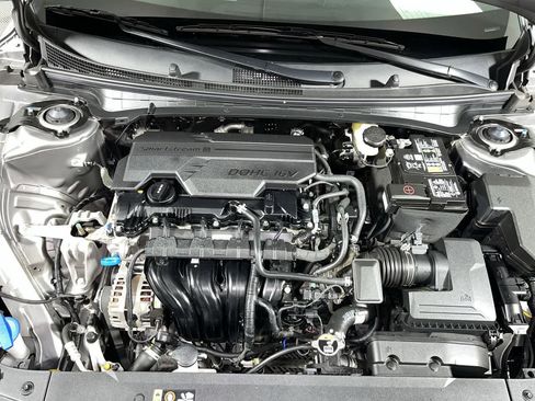 Used 2025 Kia K4 LXS image 12