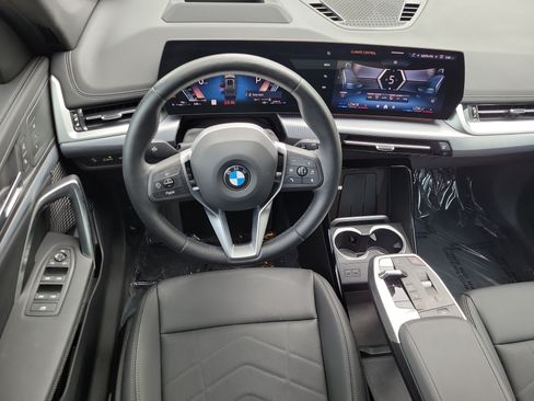 Used 2024 BMW X1 xDrive28i AWD/4WD image 6