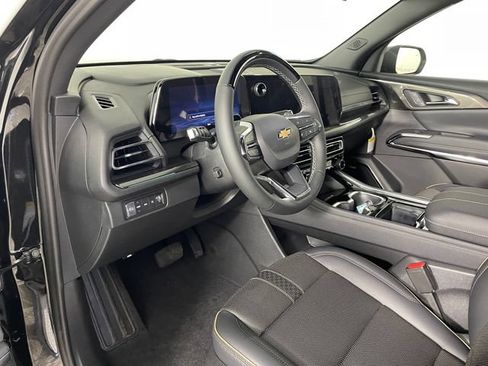 New 2026 Chevrolet Traverse High Country AWD/4WD image 3