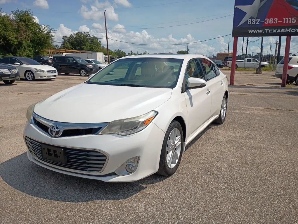 Used 2014 Toyota Avalon XLE Premium FWD image 1
