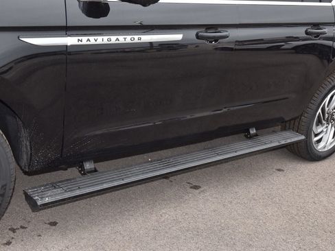 New 2026 Lincoln Navigator L Reserve AWD/4WD image 69