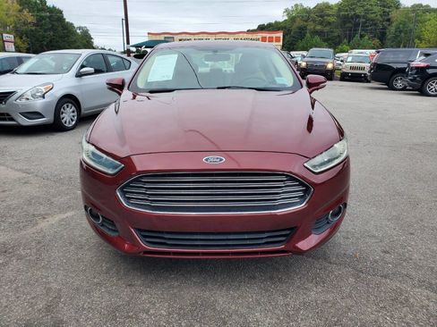 Used 2014 Ford Fusion SE w/ Equipment Group 502A image 2