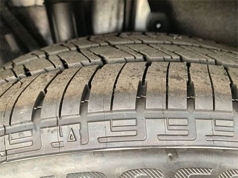 New 2026 Toyota Prius LE image 34