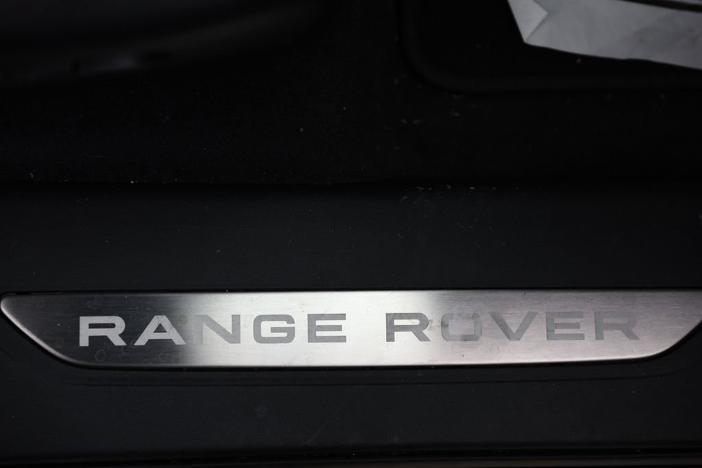 Certified 2026 Land Rover Range Rover Velar S AWD/4WD image 28