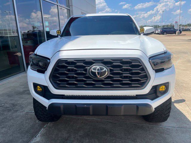 Used 2022 Toyota Tacoma SR5 w/ Technology Package RWD image 6