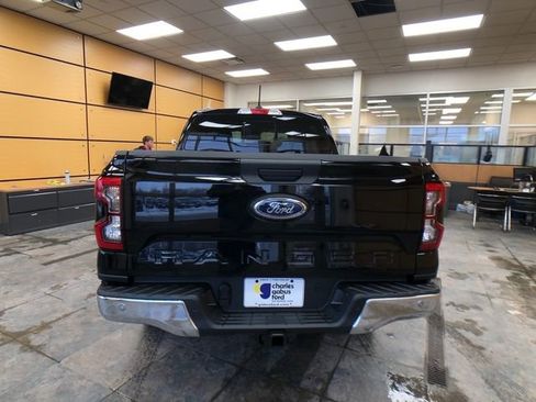 New 2025 Ford Ranger Lariat w/ Chrome Accent Package image 6