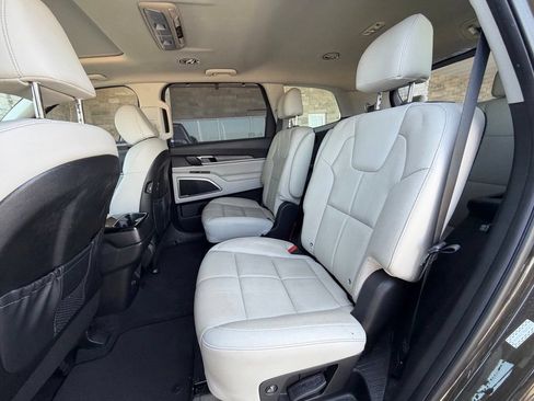 Used 2022 Kia Telluride EX w/ EX Premium Package AWD/4WD image 23