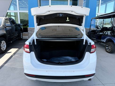 Used 2018 Ford Fusion SE w/ Equipment Group 602A FWD image 43