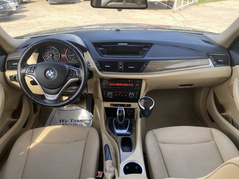 Used 2015 BMW X1 sDrive28i RWD image 15