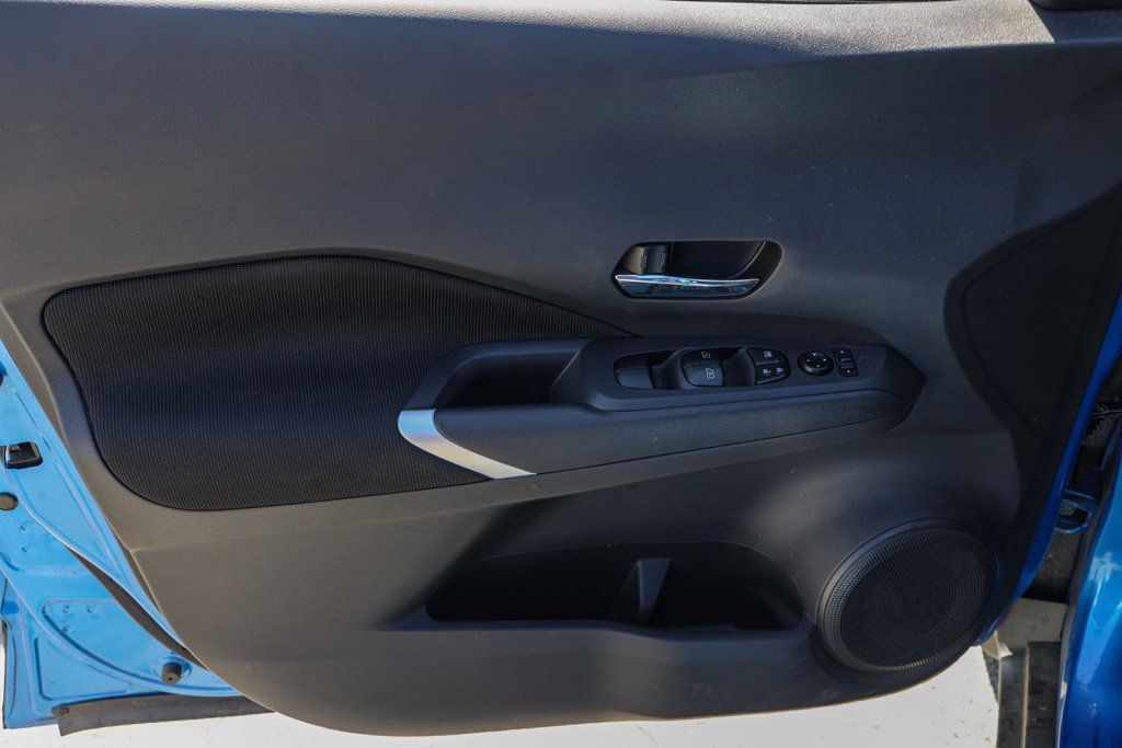 Used 2024 Nissan Kicks SV FWD image 25