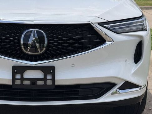 Certified 2024 Acura MDX FWD w/ Technology Package image 9
