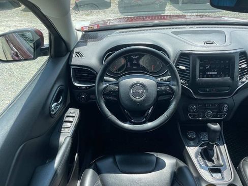 Used 2020 Jeep Cherokee Latitude Plus AWD/4WD image 14