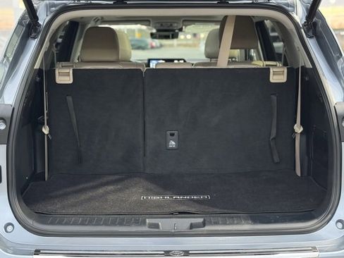 Certified 2022 Toyota Highlander Platinum image 45