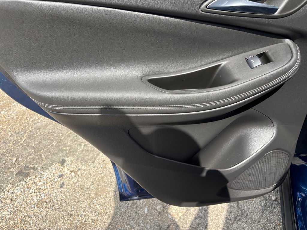 Used 2023 Buick Encore GX Select FWD image 24