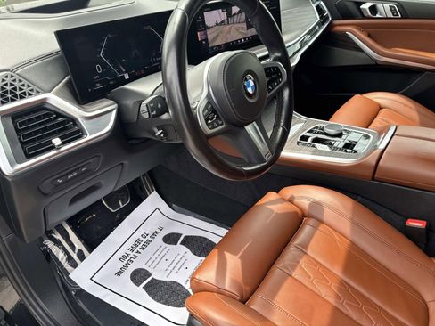 Used 2024 BMW X5 xDrive40i w/ M Sport Package AWD/4WD image 22